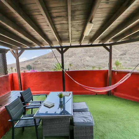 Double Bed 2-br Apartment