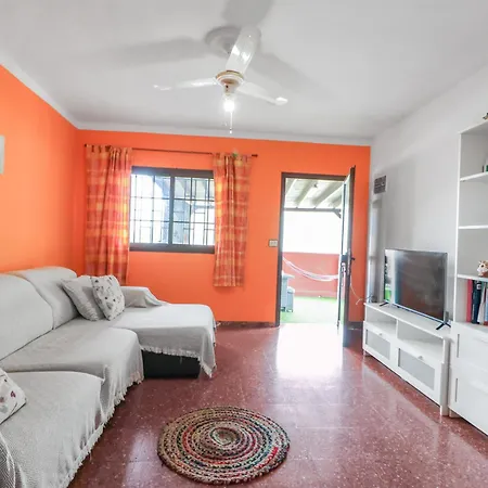 Double Bed 2-br Apartment